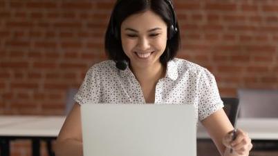 A woman working on her laptop